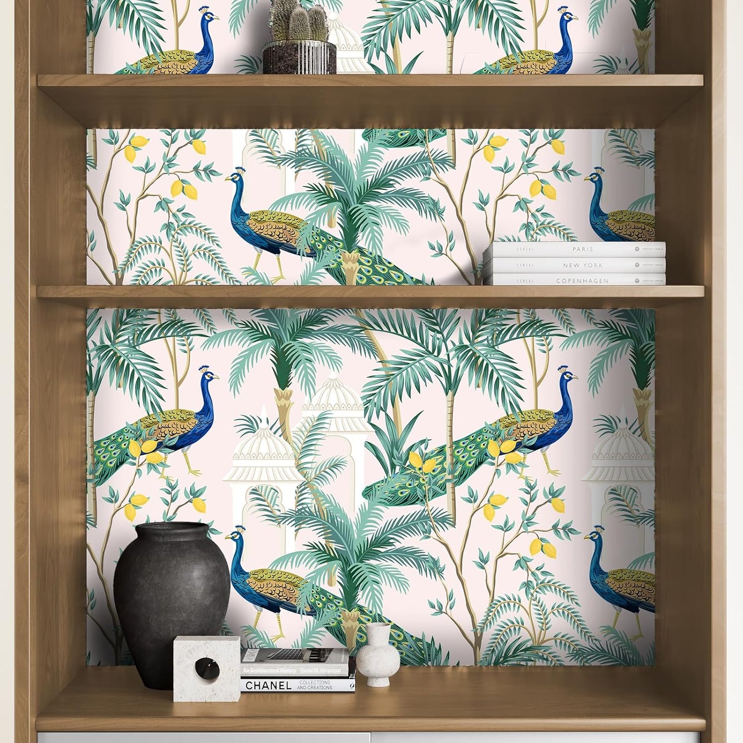 VaryPaper Chinoiserie Palace Peacock Wallpaper