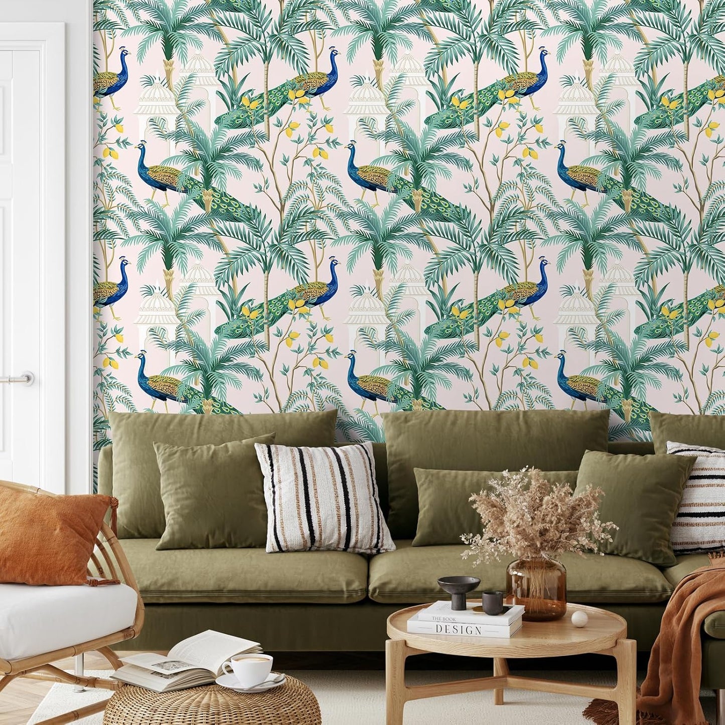 VaryPaper Chinoiserie Palace Peacock Wallpaper